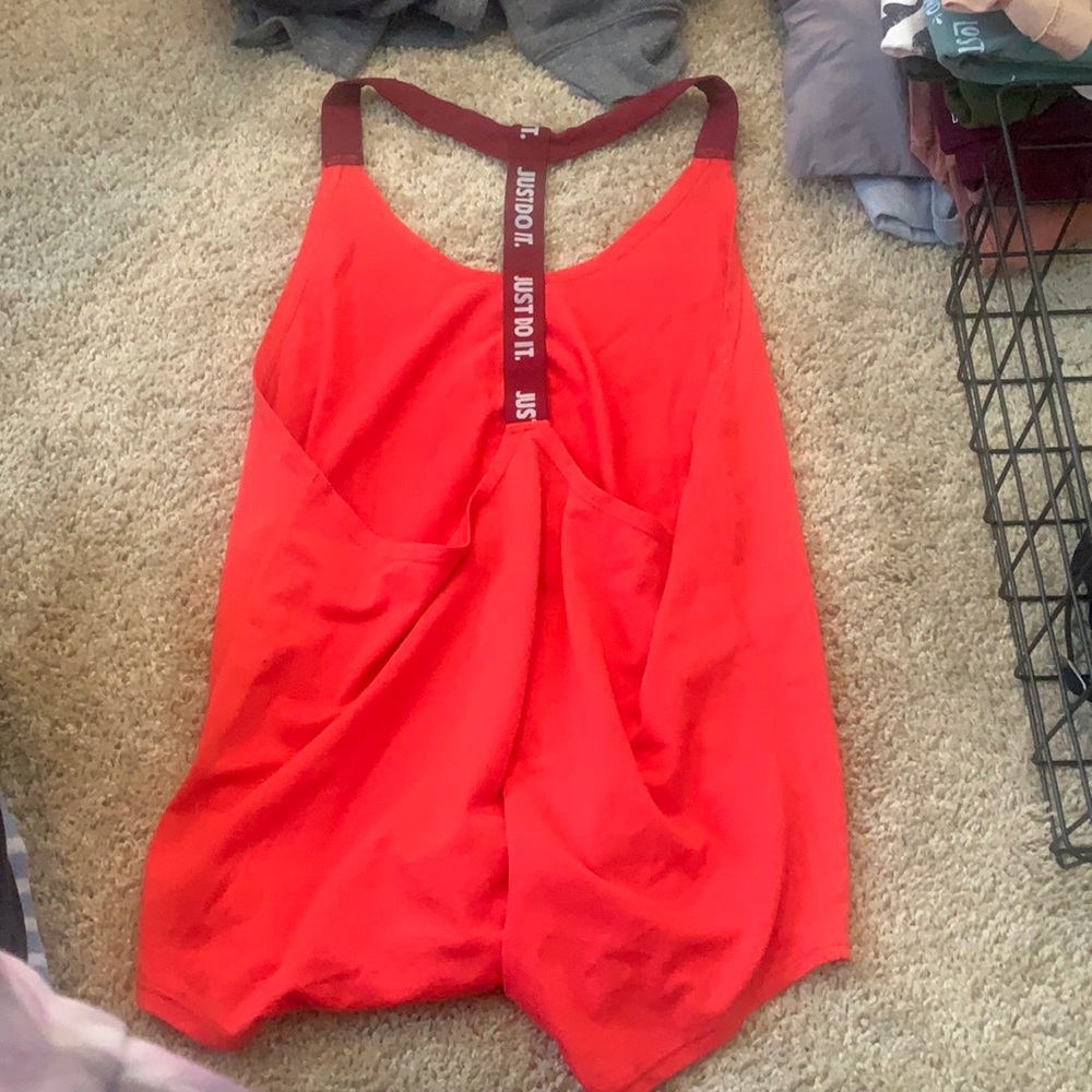 Nike tank